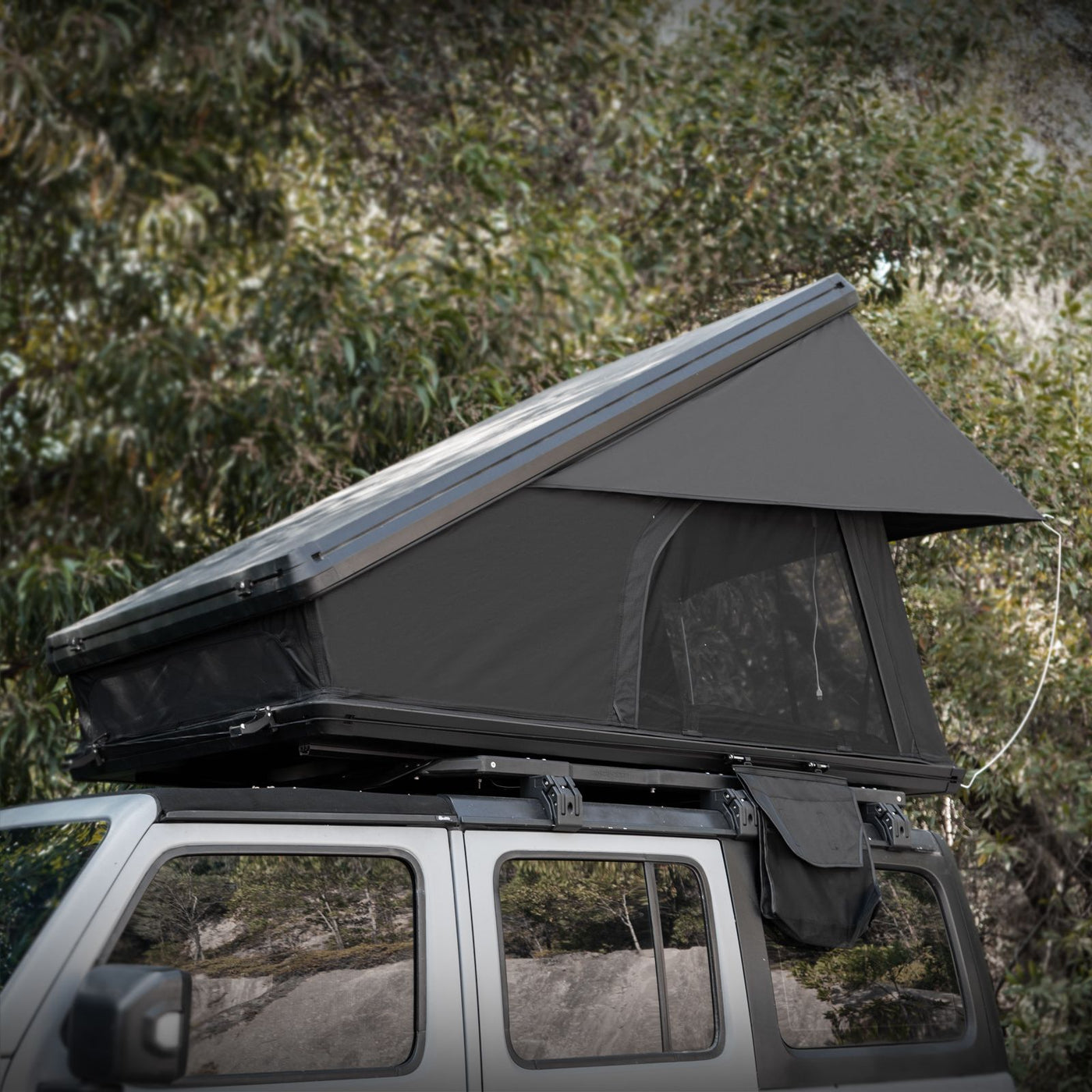 Roof Top Tent Hardshell Rooftop Tent For Van Jeep SUV Truck Car Overland Tent Camping for 2-3 Person( With Ladder)